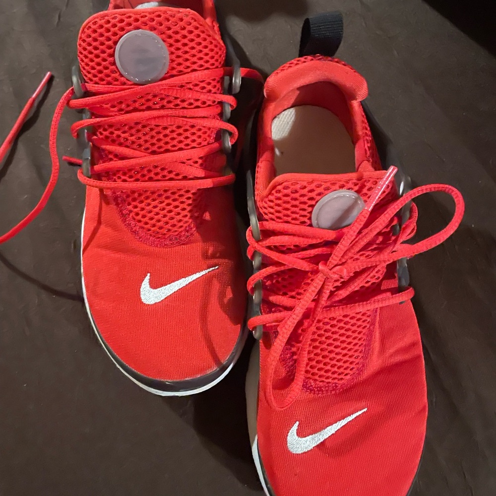 Nike Kids Red and White Sneakers